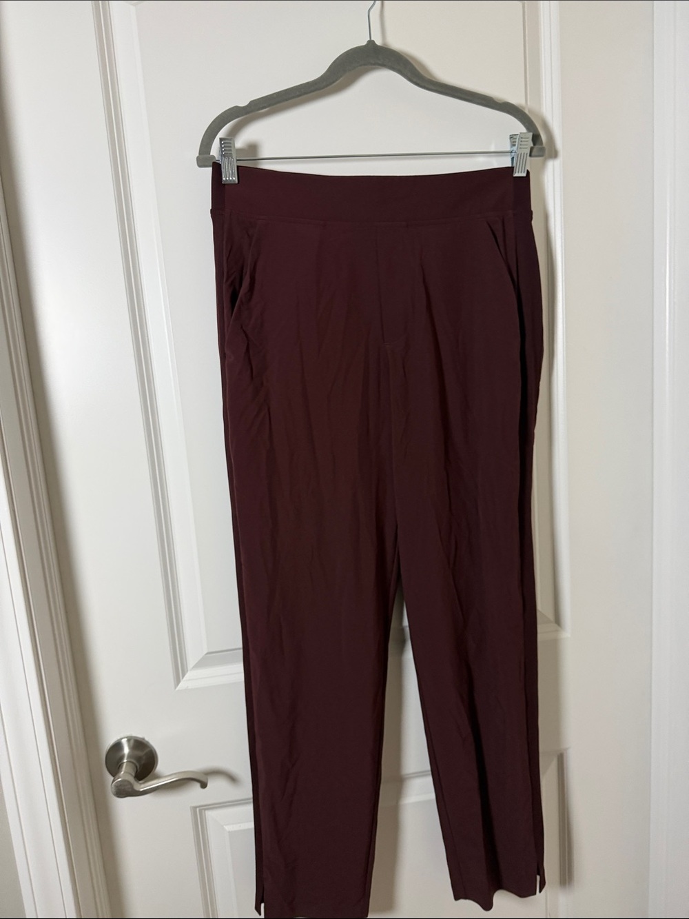 Athleta Straight-Leg Pull-On Pants in Burgundy